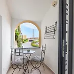아파트 Tra Il Porto E Il Centro, 150m Dal Mare,wifi