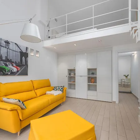 Tra Il Porto E Il Centro, 150m Dal Mare,wifi サヴォーナ