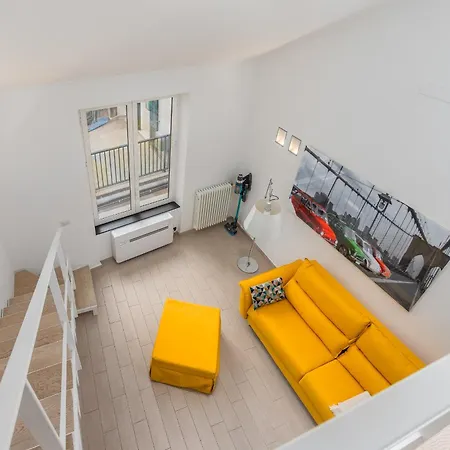 Tra Il Porto E Il Centro, 150m Dal Mare,wifi