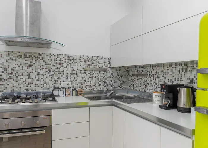 Appartement Tra Il Porto E Il Centro, 150m Dal Mare,wifi Savona